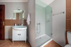 Blue Wave Villa - Image 3
