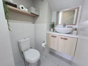 Nice and bright apartment close to Palm Beach - Image 3