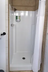 Newly Remodeled Cabin in Hermosa Close to All - 1 Bed/1 Bath - Sleeps 4 - Image 2