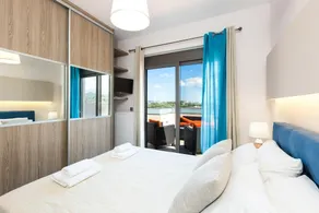 Peris Villa - Image 4