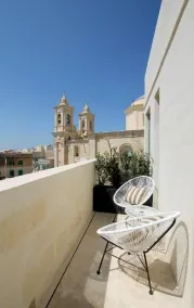 The King George Village Boutique Living - Image 5