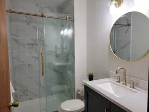 Clean, Comfy, digs close to all the attractions - Image 4