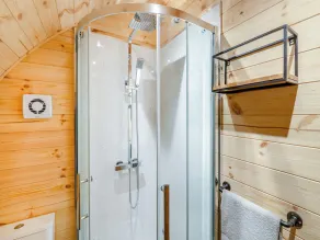 1 bedroom accommodation in Scarborough - Image 3