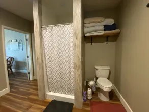Modern Barn Apartment  - Image 4