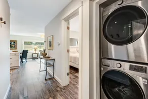 Bend Riverside Rentals - Image 2