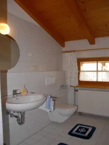 5. Fewo Hochgern, 37 qm, 1- 3 Pers., 1 Schlafzimmer, 1 Wohnschlafraum, Süd-Balkon - Image 2