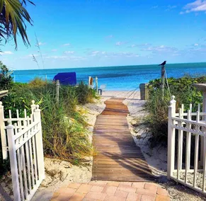 Key Bisyne Suite - Steps to sandy Beaches - Image 5