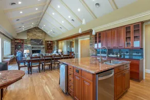 Unforgettable Mtn Views & Sunsets! Hot Tub+Fireplaces+Sauna, WiFi, Small Events! - Image 5