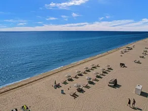 Cozy 2 Bedroom Ocean View Beach Service 707 - Image 2