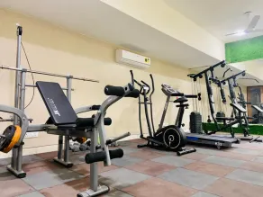 Olive Service Apartment-Golf Course Road - Image 3