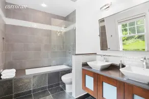 Bedøvelse meget privat sydvendt moderne Southampton juvel-nu åben til bog - Image 2