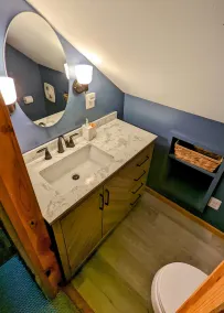 Creekside Canaan Cabin - close to trails, no pet fee! - Image 4