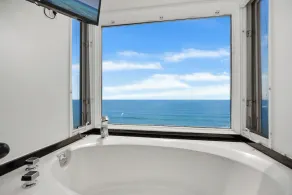 Oceanfront hus med Fantastisk Udsigt i Encinitas - Image 2