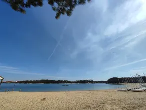 Petite Maison Près du Lac, des Plages et de la Foret - Image 5