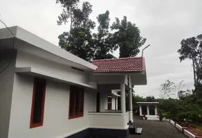 3 Bedroom Gated Farm House with ample parking - Image 5