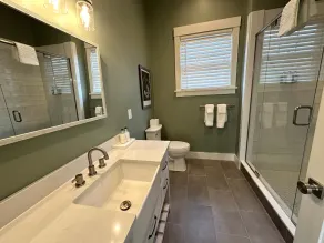 Brand New Construction! 3 Unit5 Bed Property - Image 3