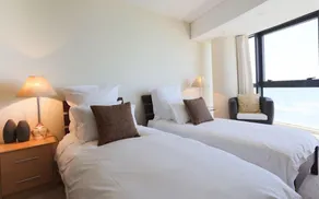 Loddeys Ocean View Apartments - Image 3