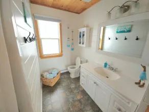 Water View Cottage With A/C In Quiet Location, Close To Amazing Beaches - Image 4
