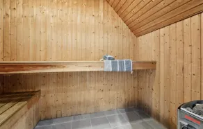 Nice Home In Ulfborg With Sauna - Image 4