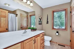 Beautiful 3BR 3BA Cabin on Pickerel Lake - Image 3
