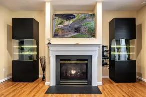Family-friendly single home/Walking distance to shopping center and restaurants  - Image 2