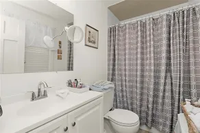 2BDRM COTTAGE IN PLEASANTVILLE - Image 2