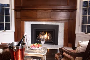 Luxe and Serene  Living in Rural Potomac in Country Home w/ Hot Tub, Sauna - Image 2