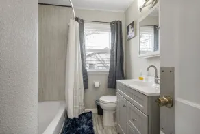 1940s Gorgeous Remodel + King Cottage | Expo Sq/TU - Image 3