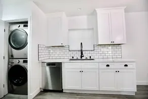 Stylish 2 BR house close to the beaches and L.A. city life! - Image 2