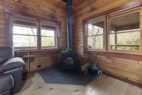 Lakefront Cozy Cabin w/ hot tub - Image 2