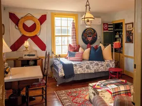 Historic 1810 Captain Burrows Home~ A Nautical New England Inspiration! - Image 5