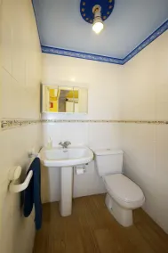 Prächtiges geräumiges und komfortables Haus - Unterkunft - Image 2