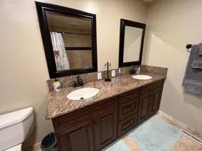 Luxury at the Lake - Large Lakeview - Game Room    - Shasta Lakeshore Retreat #7 - Image 2