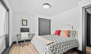 Beautifully renovated 1800 SF home where modern amenities meet classic style . - Image 4