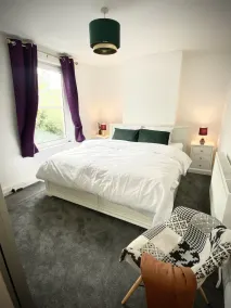 Medway Getaway - 3 Bed Home with Luxury Bathroom - Image 5