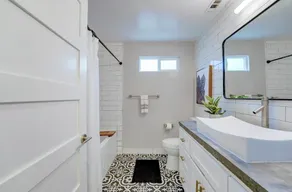 Private 3BD Coastal Oasis - .5 miles from Beach! - Image 2