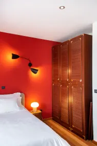 Sunny & Stylish Seafront Apartment overlooking the Ocean, Old Town and Marina - Image 4