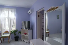 Diamond Villa Guest House - Image 2
