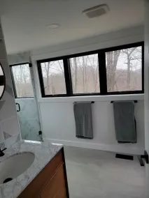 Stunning modern cabin high on a ridge with sunrise and sunset views! - Image 4