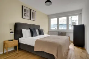 Ideal Am Ring 2.5 Room w/ Storage, nr Basel Main Station, by Blueground - Image 3