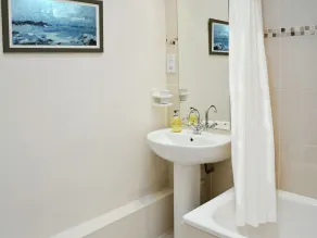 2 bedroom accommodation in Godolphin Cross, Helston - Image 2