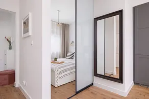 Apartment in Krakow with parking and balcony by Noclegi Renters - Image 5