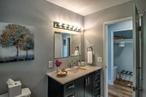 Peaceful Cottage Retreat - 1 mile from Lake Shasta - Image 4
