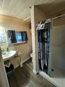 WATERFRONT \"Rivah Lodge\", ULTIMATE \"OFF GRID\" Experience Nice drive to Acadia - Image 4