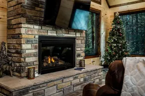 Hidden Solace - Cozy & Romantic - Image 2