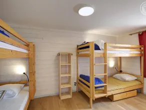 Ferme traditionnelle rénovée avec cour privative à Verrières-en-Forez - Image 4