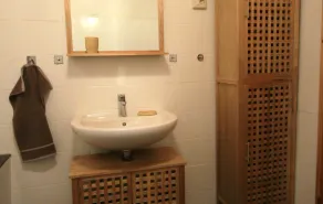 Aconchegante, 2018 apartamento recém-mobiliado no leste verde de Hamburgo. - Image 3