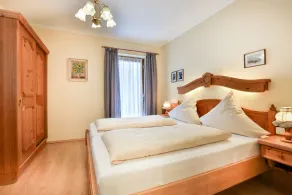 Ferienwohnung Steinberg, 1-3 Personen, 58 qm, Dusche/WC, TV, 2 separate Schlafzimmer, Geschirrspüler, Süd-West - Image 3