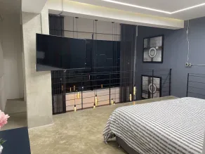 Luxurious and Modern KingBed industrial style loft - Image 4