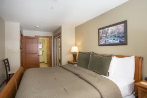 2403 - Two Bedroom Deluxe Eagle Springs East 2 Condo by RedAwning - Image 3